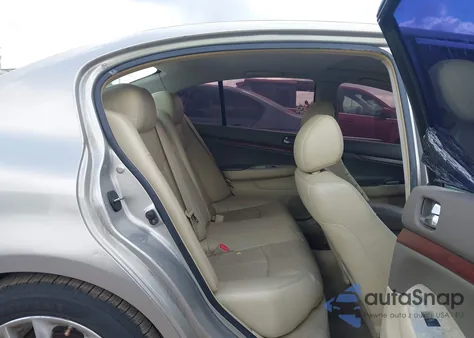 2008 Infiniti G35 Journey from USA, damaged, VIN JNKBV61EX8M219090